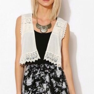 NWT Urban Outfitters Kimchi Blue Lace crochet vest